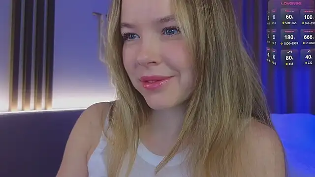 Snapshot of milly_shy chatting on 02-19-26, 06:43 milly shy online show from 02-19-26, 06:43