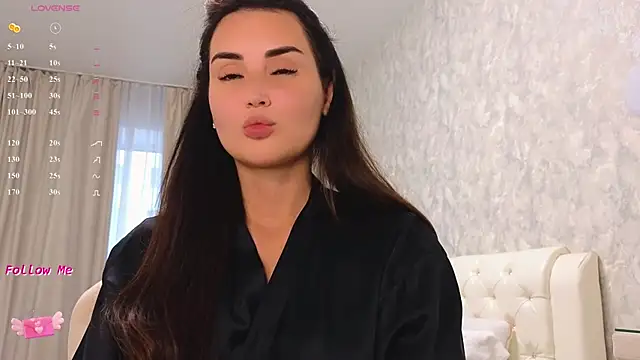 Snapshot of LaraSkinny chatting on 07-06-26, 01:18 LaraSkinny online show from 07-06-26, 01:18