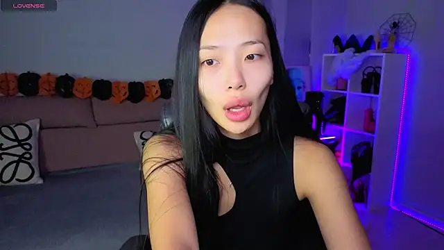  MIURA  online show from 10-29-25, 01:04