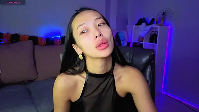  MIURA  online show from 10-30-25, 01:04