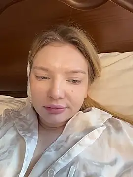 Snapshot of AmmyHot chatting on 02-03-26, 06:40 AmmyHot online show from 02-03-26, 06:40