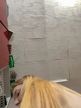 AmmyHot online show from 11-07-25, 04:17