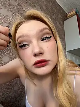 AmmyHot online show from 11-18-25, 04:05