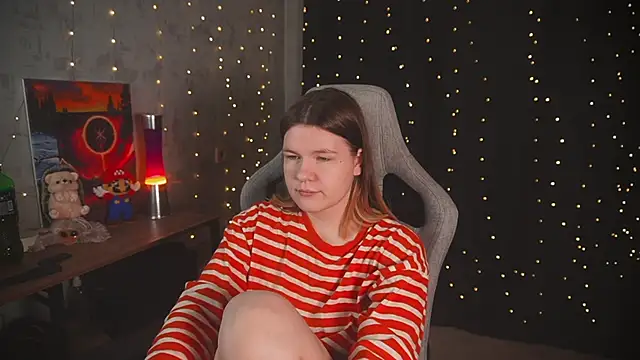 cuteamberlyyy online show from 10-14-25, 03:07