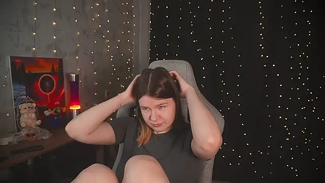 cuteamberlyyy online show from 10-26-25, 04:35