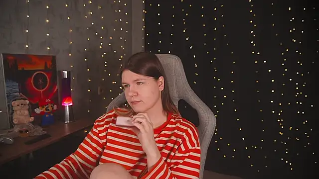 cuteamberlyyy online show from 12-22-25, 04:56