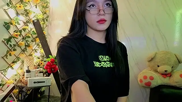 Snapshot of jeimy_garcia chatting on 07-16-26, 12:02 jeimy garcia online show from 07-16-26, 12:02