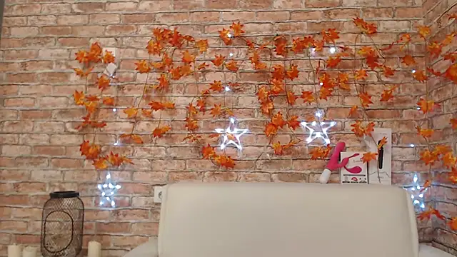 Amelia Kiss  online show from 11-29-25, 12:33