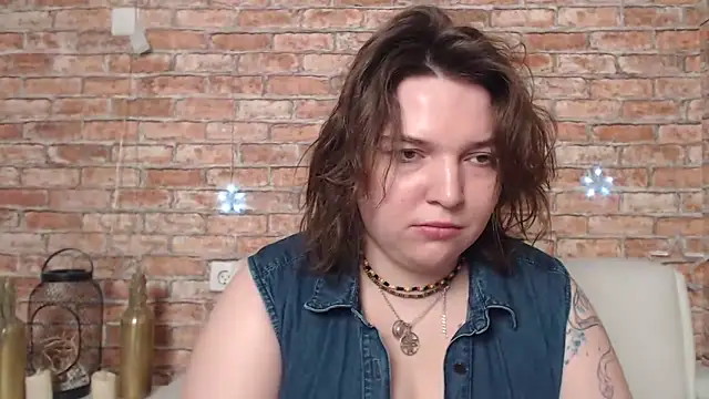 Snapshot of Amelia_Kiss_ chatting on 03-20-25, 12:51 Amelia Kiss online show from 03-20-25, 12:51