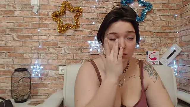 Amelia Kiss  online show from 01-14-26, 12:47