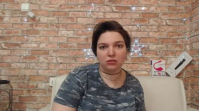 Amelia Kiss  online show from 04-02-26, 01:13