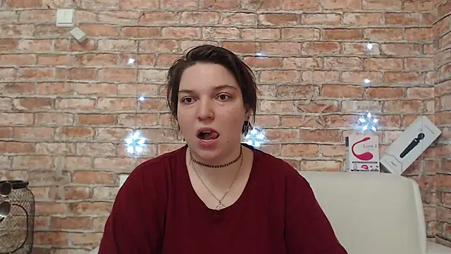 Snapshot of Amelia_Kiss_ chatting on 04-23-26, 12:39 Amelia Kiss online show from 04-23-26, 12:39