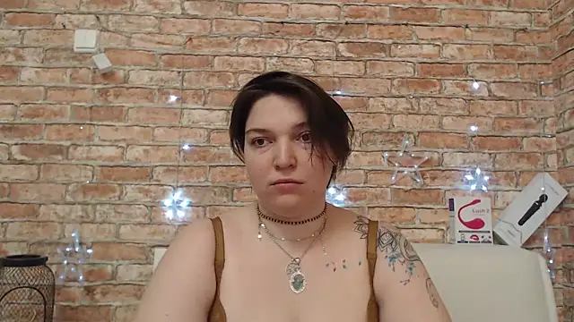 Amelia Kiss  online show from 02-28-26, 12:43