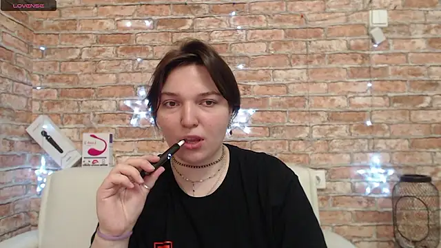 Amelia Kiss  online show from 02-02-26, 01:15