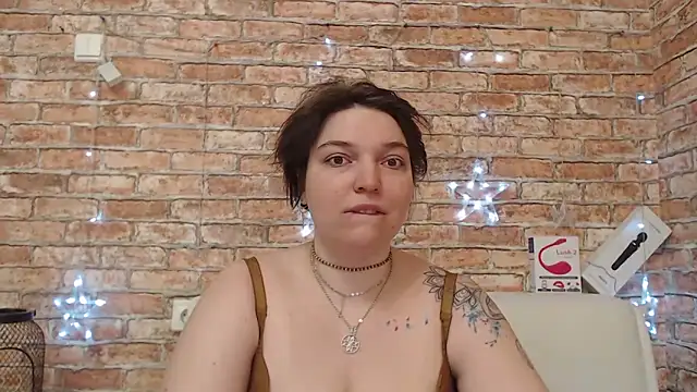 Amelia Kiss  online show from 03-17-26, 01:08