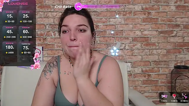 Snapshot of Amelia_Kiss_ chatting on 10-15-25, 12:42 Amelia Kiss online show from 10-15-25, 12:42
