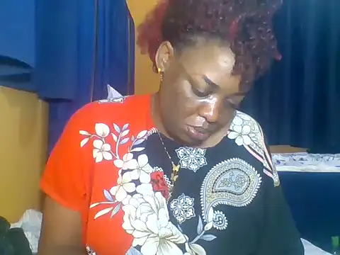 Snapshot of Prettyblackgal chatting on 05-16-26, 03:33 Prettyblackgal online show from 05-16-26, 03:33