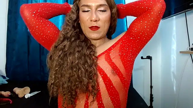 luisaqueenxxx online show from 05-13-26, 08:38
