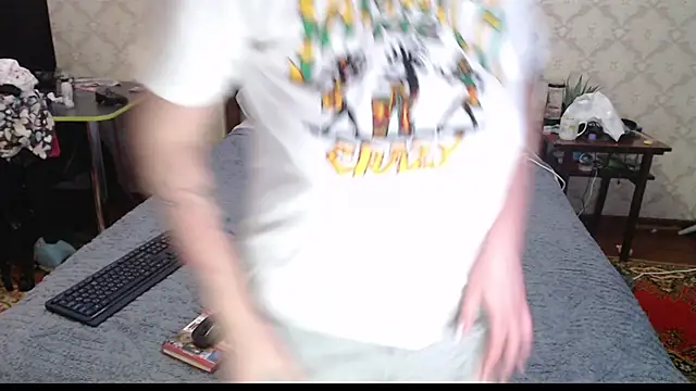 FelvivalKitty online show from 01-04-25, 08:59