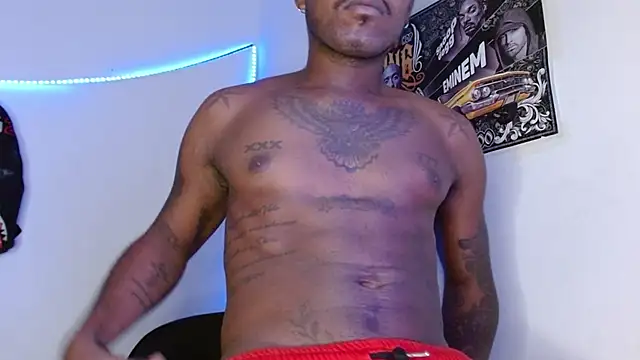 Snapshot of king__Black chatting on 02-12-26, 11:48 king Black online show from 02-12-26, 11:48