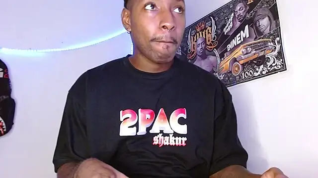 Snapshot of king__Black chatting on 02-01-26, 08:18 king Black online show from 02-01-26, 08:18