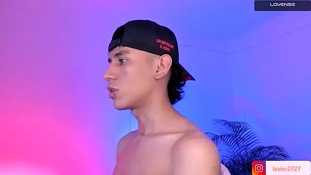 Levin Hikaru online show from 11-27-25, 03:51