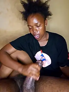 Snapshot of Tight_pussy_ke chatting on 01-15-26, 10:40 Tight pussy ke online show from 01-15-26, 10:40