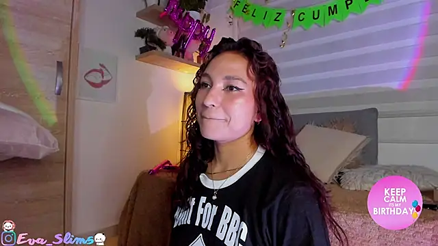 Snapshot of eva-slim- chatting on 06-03-26, 08:13 eva-slim- online show from 06-03-26, 08:13