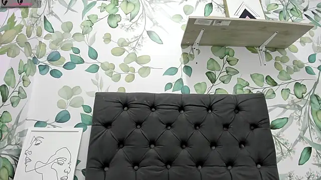 atilanadiaz7 online show from 10-09-25, 03:56