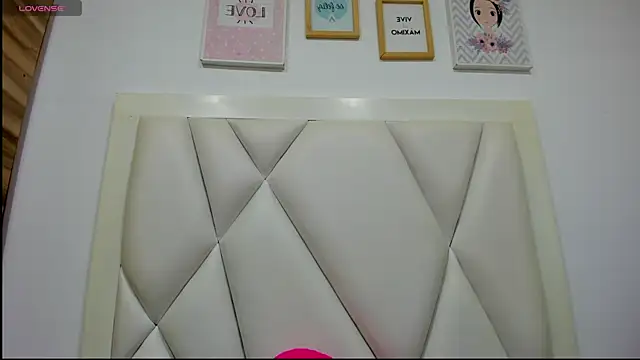 Snapshot of atilanadiaz7 chatting on 04-17-26, 05:16 atilanadiaz7 online show from 04-17-26, 05:16