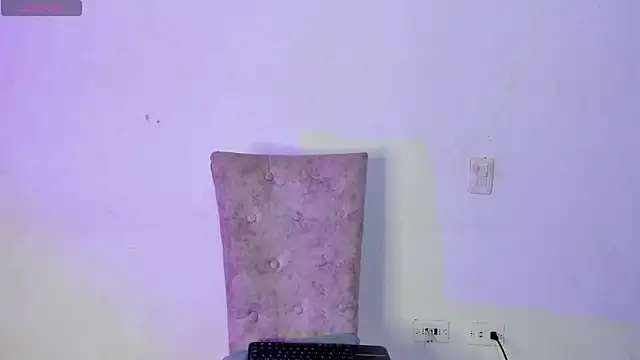 Camila Coxx online show from 04-19-26, 07:31