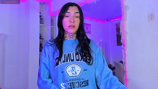 Camila Coxx online show from 10-25-25, 05:17