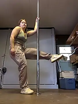 curvycakecutie online show from 03-09-26, 06:55