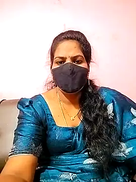 melina214 online show from 10-27-25, 03:51