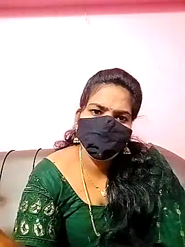melina214 online show from 10-07-25, 03:51