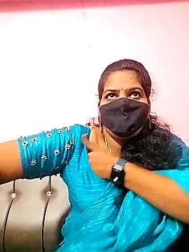 melina214 online show from 10-24-25, 04:22