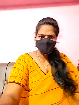 melina214 online show from 10-26-25, 03:18