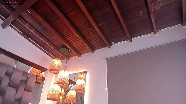 emily-fox online show from 04-16-26, 06:08