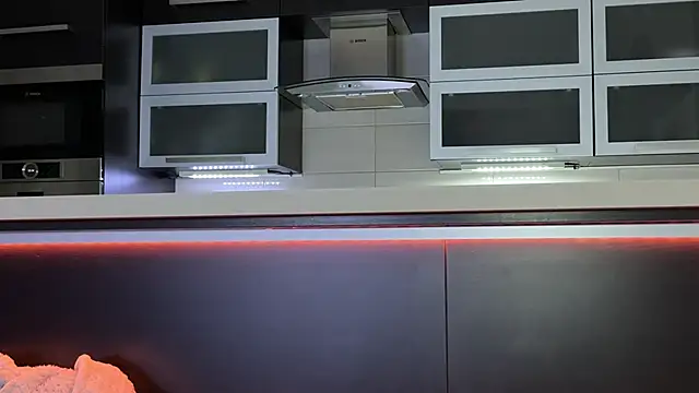 Snapshot of Missy_baby chatting on 12-02-25, 07:15 Missy baby online show from 12-02-25, 07:15