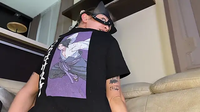 Snapshot of Missy_baby chatting on 02-18-26, 07:43 Missy baby online show from 02-18-26, 07:43