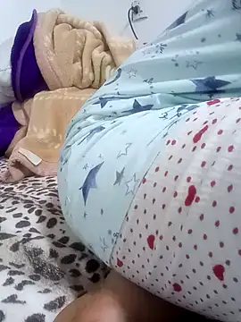 Bombamom online show from 02-23-26, 01:33