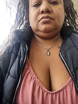 Carlabrasileira online show from 09-18-25, 08:01