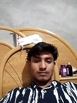 Snapshot of top_user_s chatting on 03-19-26, 08:36 top user s online show from 03-19-26, 08:36