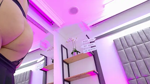 MeryStone online show from 01-08-26, 04:29