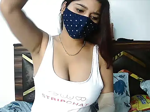 Gloie4u online show from 11-08-25, 05:00