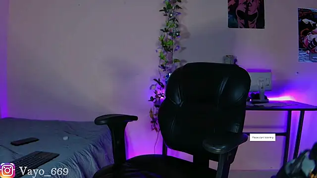 vayolett01 dakotta online show from 01-23-25, 10:11