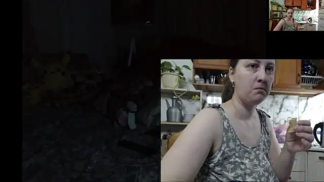 Sakura Green online show from 11-25-25, 04:13