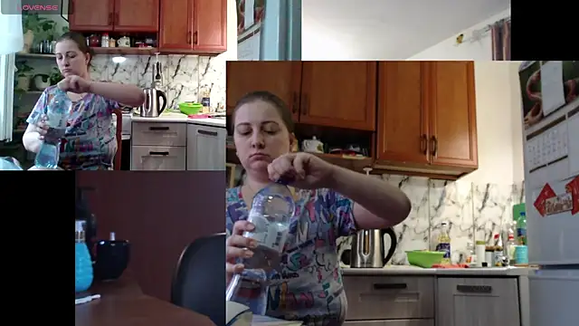 Sakura Green online show from 12-18-25, 09:36