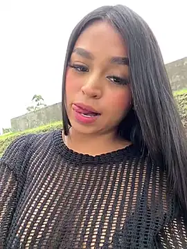 Snapshot of Juli_Walker chatting on 12-07-24, 02:19 Juli Walker online show from 12-07-24, 02:19