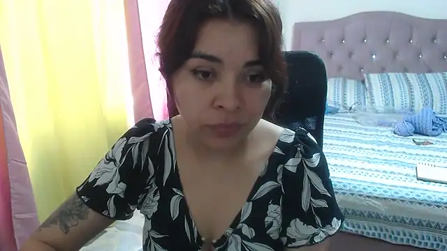 Snapshot of Ana_Bella91 chatting on 06-03-26, 06:45 Ana Bella91 online show from 06-03-26, 06:45